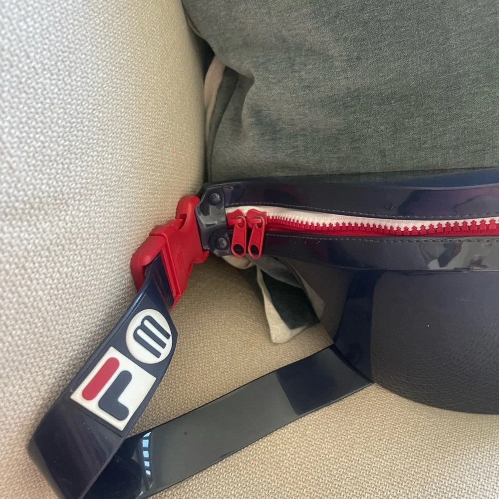 Melissa x Fila collab  Cross body bag/Fanny Pack - Picture 6 of 6